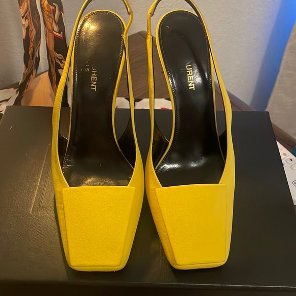 Saint Laurent George 115mm yellow slingback pumps - Picture 4 of 7